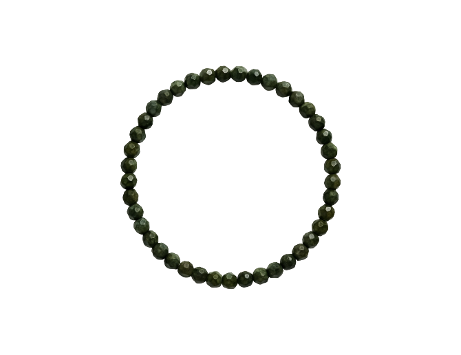 Jade canadiense facetada